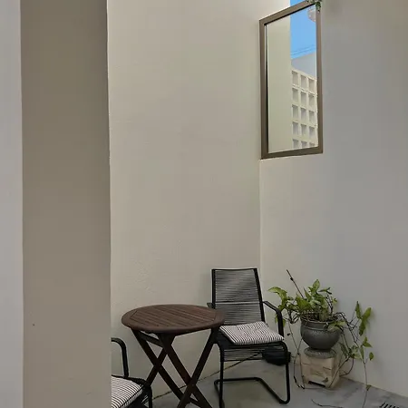 Square 45 * Ханья (Крит)