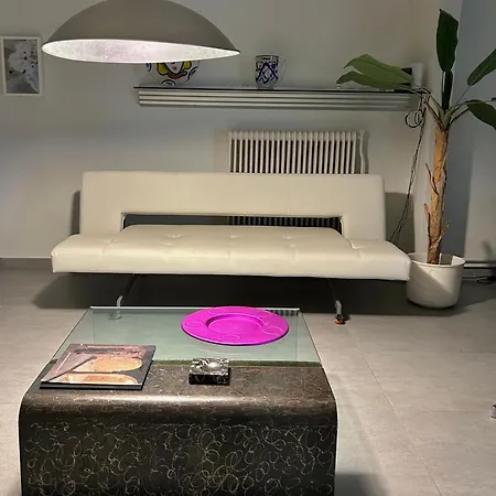 Square 45 * La Canea