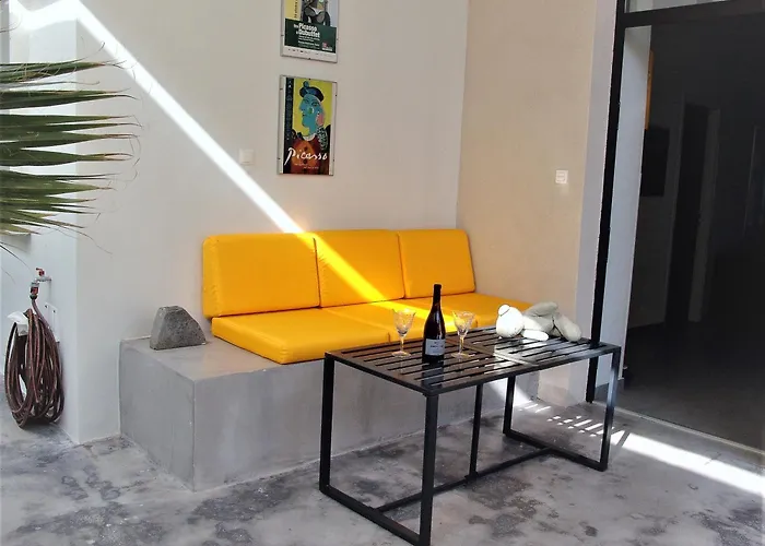 Square 45 * La Canée