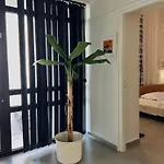 Σπίτι διακοπών Square 45 *